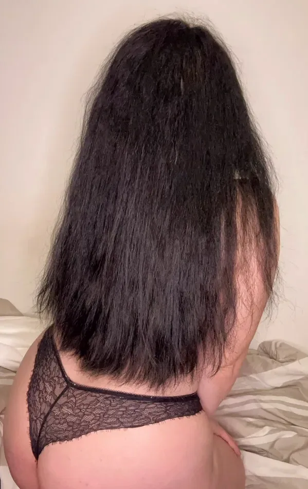 Antonia, 22